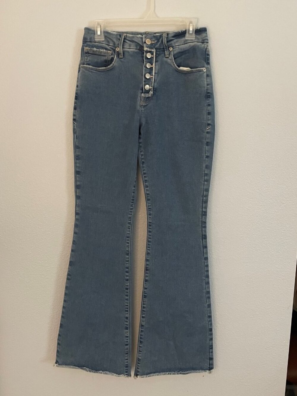Good American Blue Denim Jeans, Flare leg with Fringe, Button Fly, Stretch 8/29